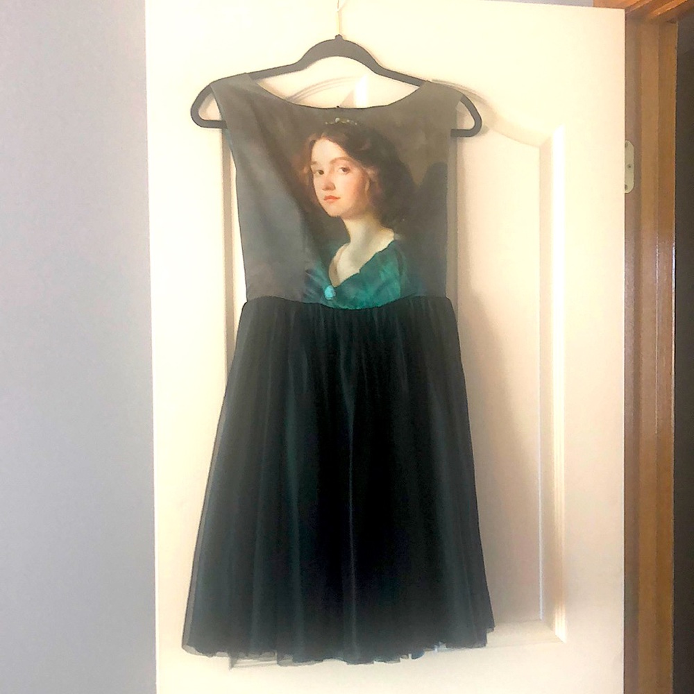 XS tulle dress, never worn.